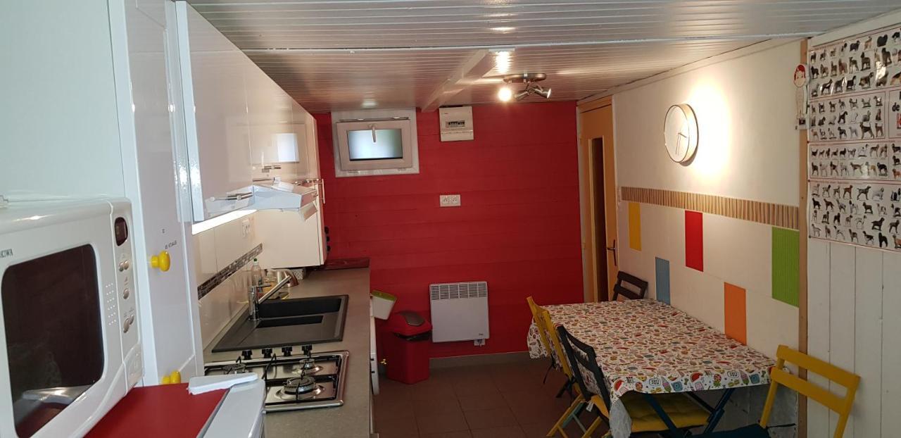 Chambre D'Hotes Le Gachignard Courlay Exterior photo
